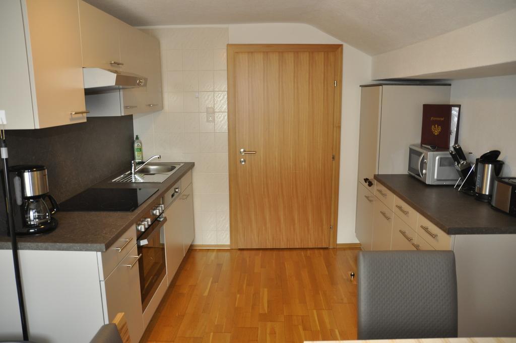 Flierelerhof Apartamento Arzl im Pitztal Quarto foto