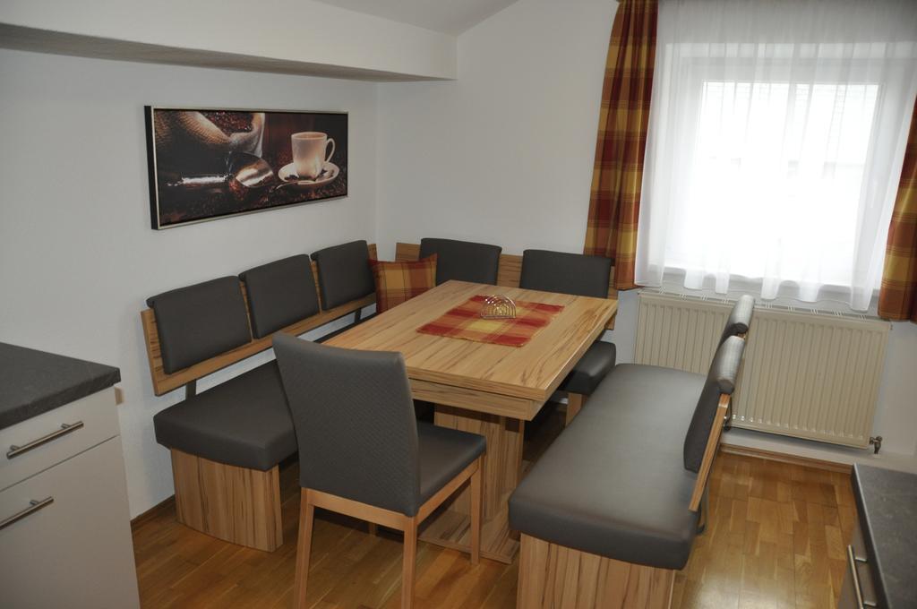 Flierelerhof Apartamento Arzl im Pitztal Quarto foto